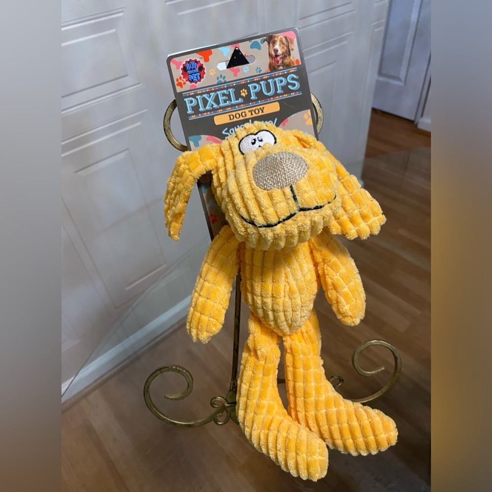 Bow Wow Pet Dog Toy With squeaker 11”.